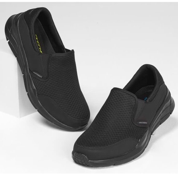 Skechers Equalizer 4.0 Memory Foam Extra Wide Slip-On Sneaker - Picture 1 of 12